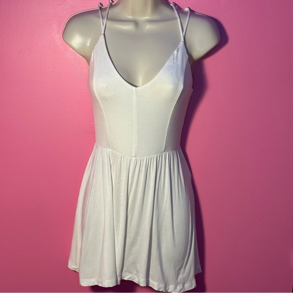 Fit & Flare Strappy Romper - V-Neck - White - Size Small